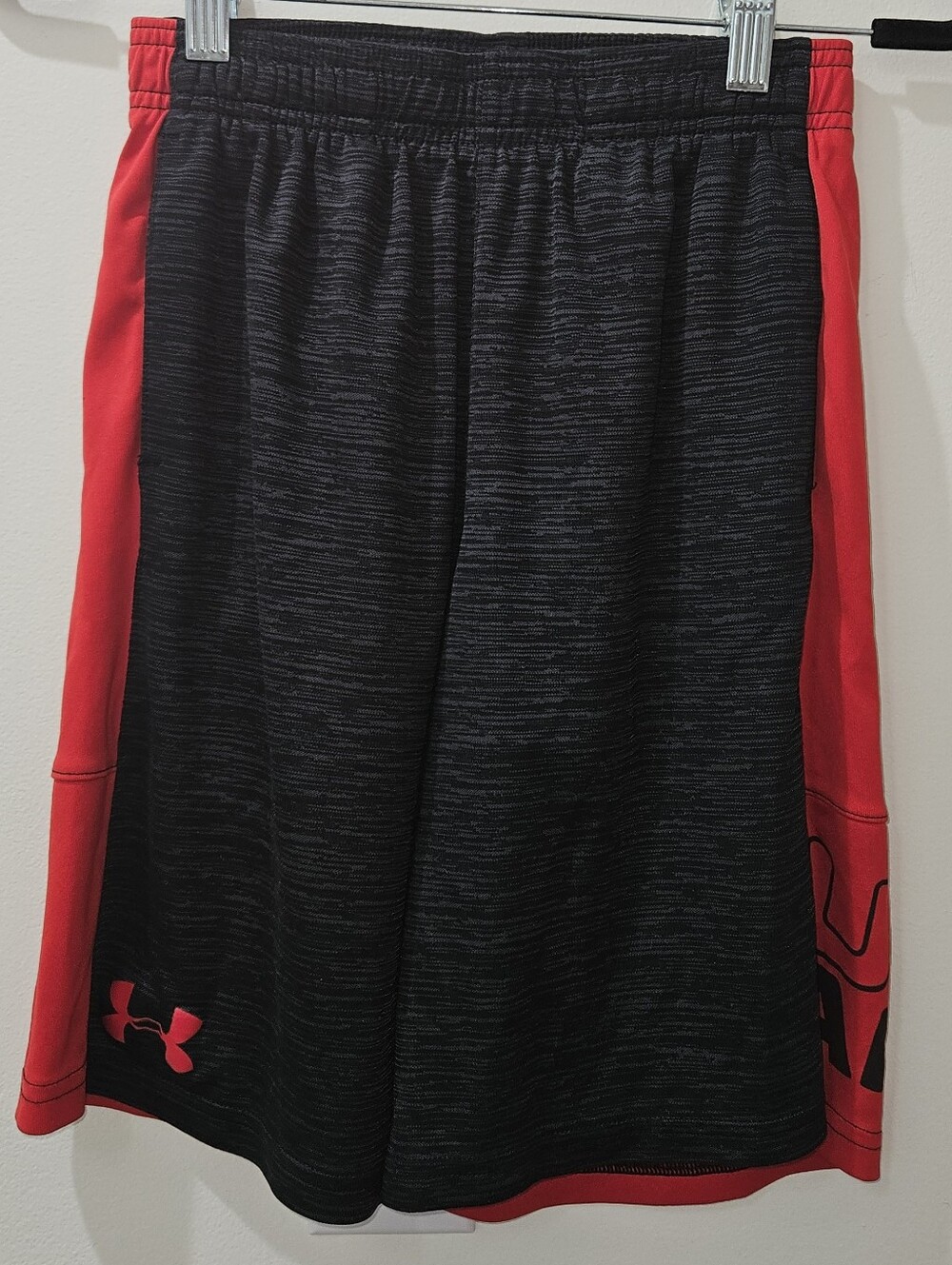 Under Armour Shorts Boys Size MD, Excellent Condition